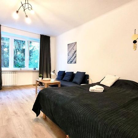 Great Life - Apartment Next To Metro Station Warszawa Exteriör bild